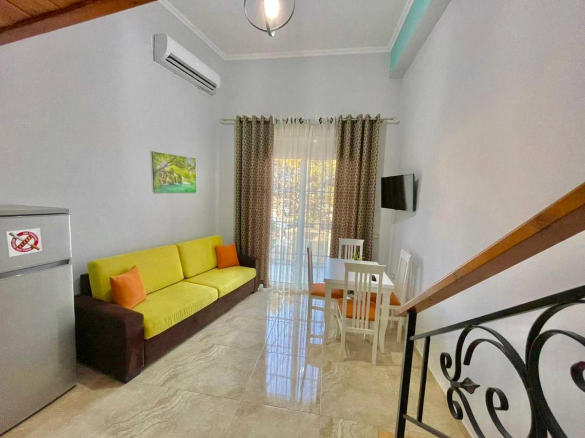 Crown Deluxe Apartments Sarande Exterior photo