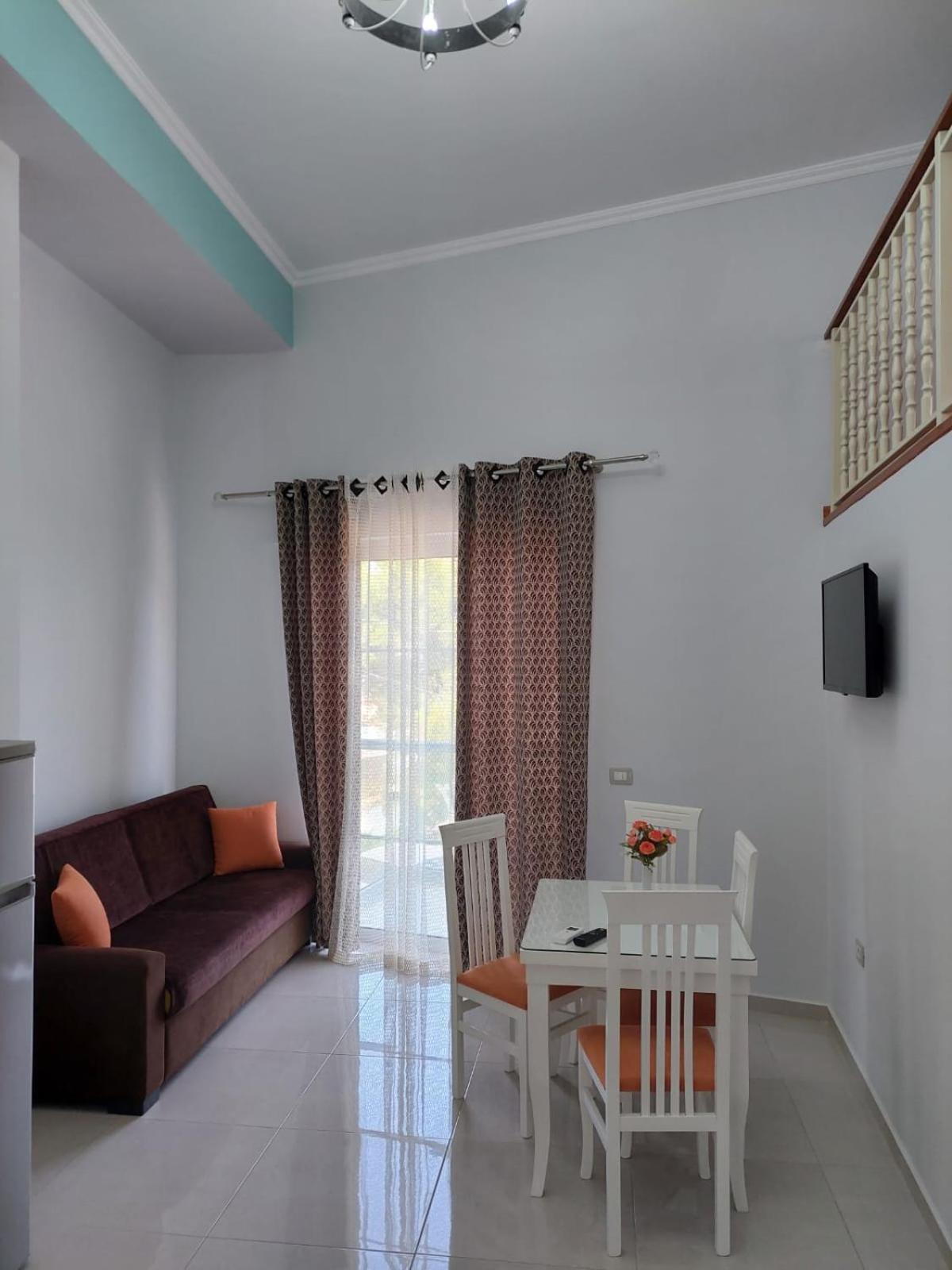 Crown Deluxe Apartments Sarande Room photo