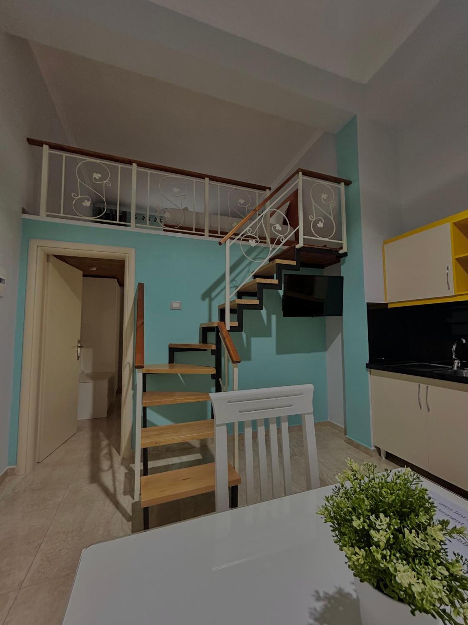 Crown Deluxe Apartments Sarande Exterior photo